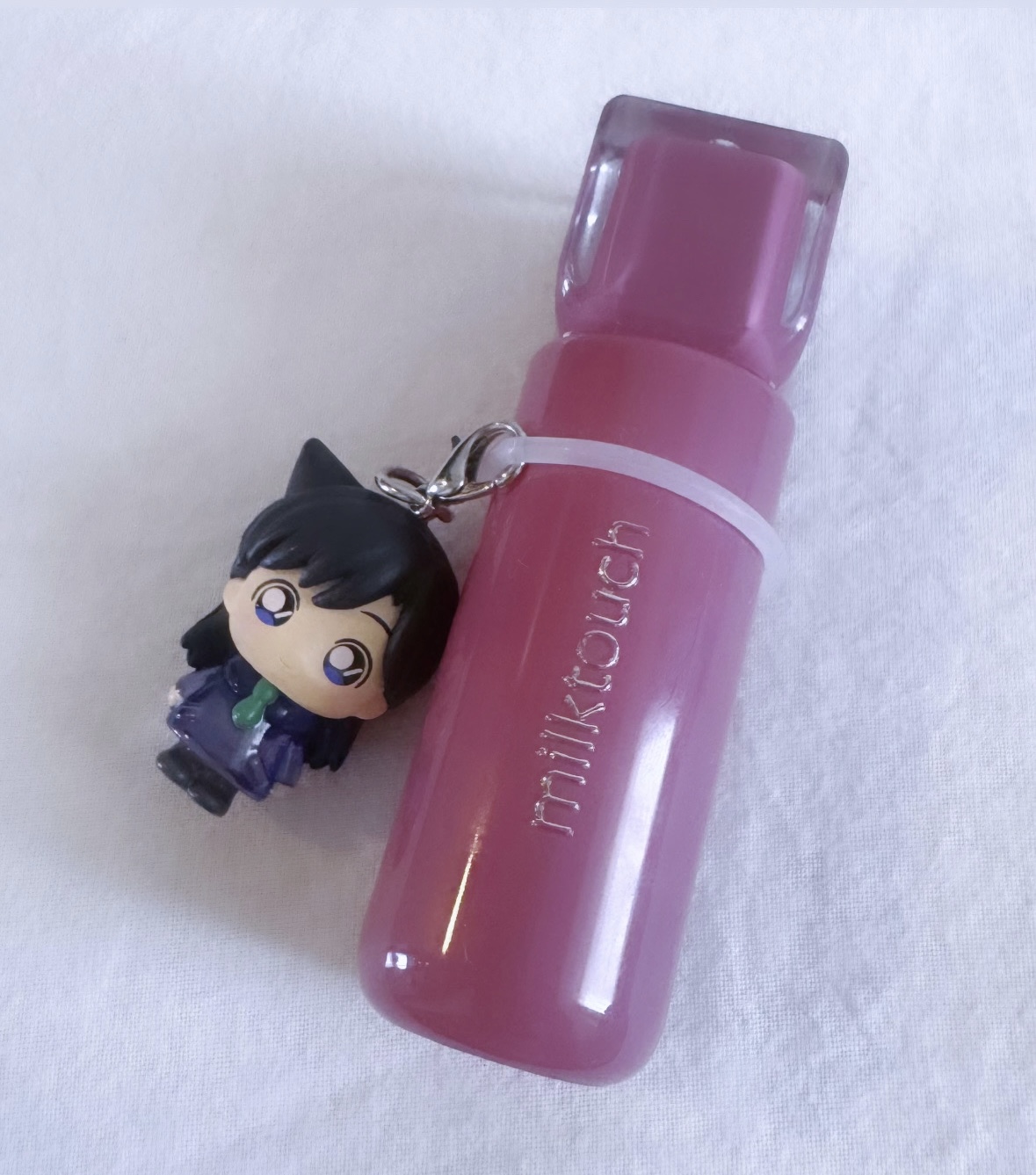 23EB9FF2-8616-4ABD-A1AC-3D0AE8704DFE